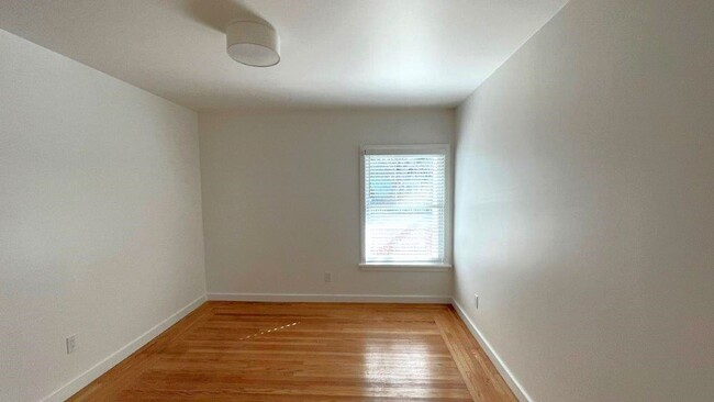 Building Photo - Walnut Creek Gorgeous 3-bedroom 2 bath hom...