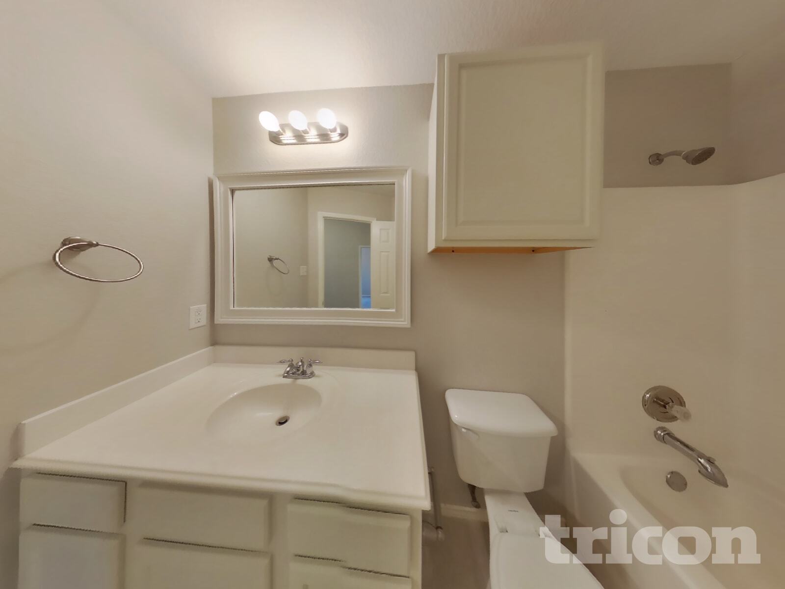 Building Photo - 369 Magnolia Dr