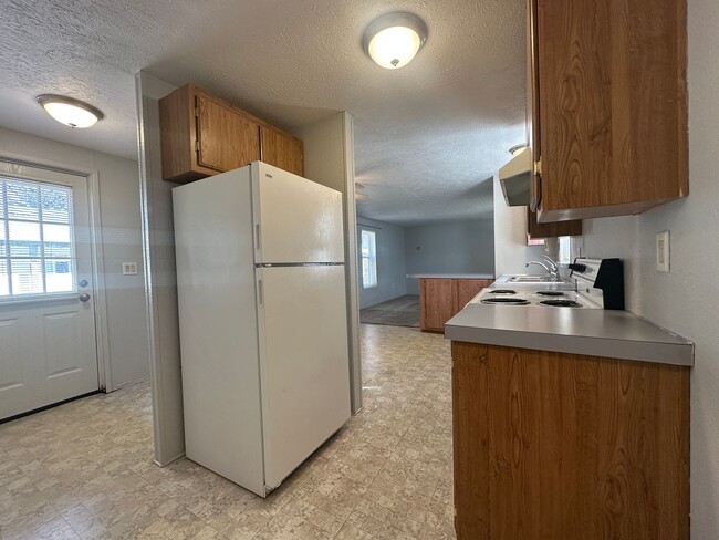 Building Photo - 2bed, 2bath, 924sq.ft. mobile home - Kuna