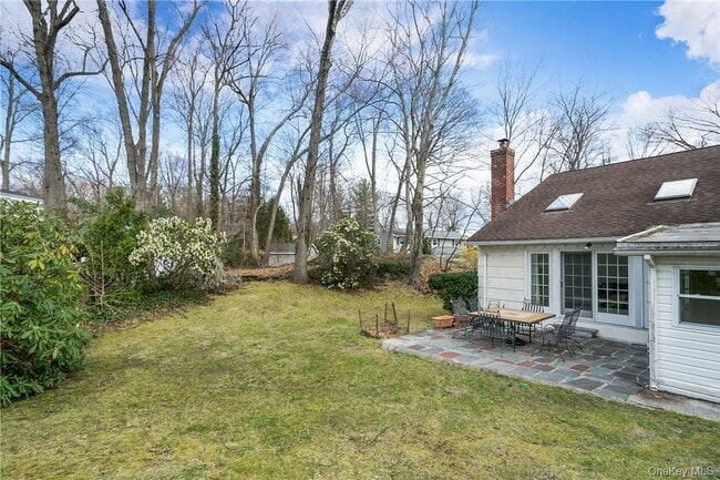 Building Photo - 7 Susan Ct