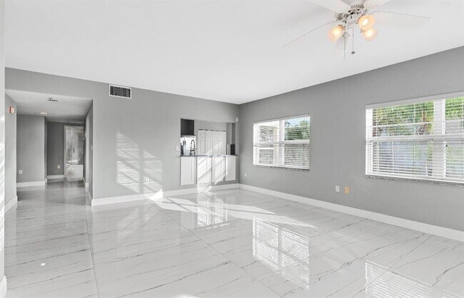 Building Photo - 2725 Terra Ceia Bay Blvd