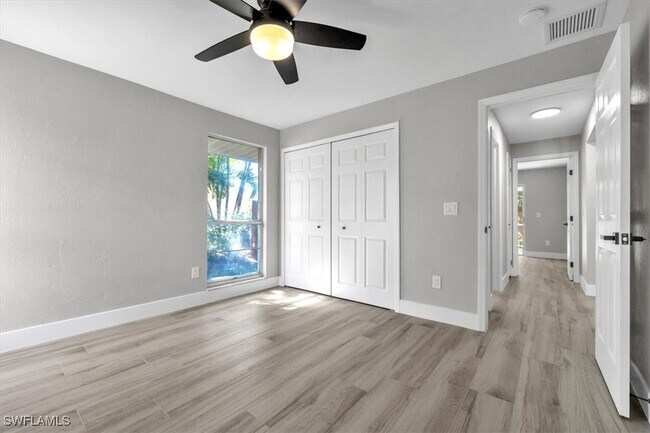 Building Photo - 27630 Wisconsin St