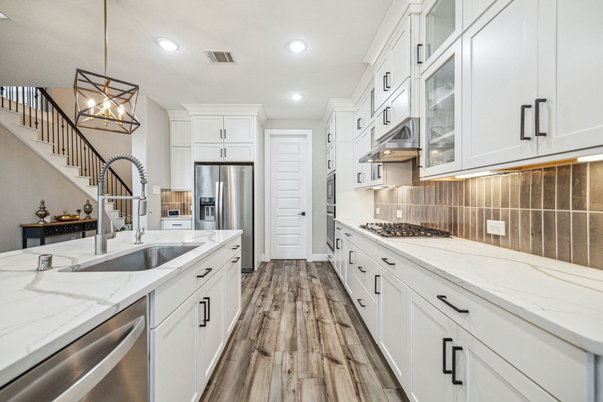 Building Photo - 17547 Harper's Way