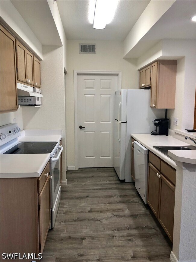 Building Photo - 4620 St Croix Ln