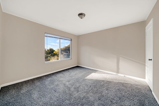 Building Photo - SOUTH SAN FRANCISCO HOME FOR RENT - $3,750/mo