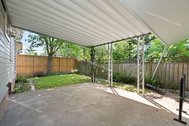 Building Photo - Charming Hosford-Abernethy Craftsman – 3 Bedroom Home w/ Fenced Yard - Pets Welcome!