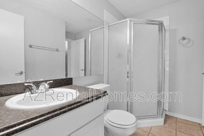 Building Photo - 3633 N 3rd Ave