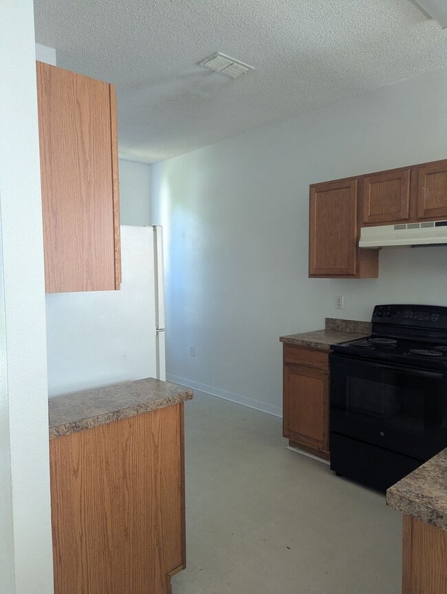 Building Photo - 336 Ryans Ridge Ave
