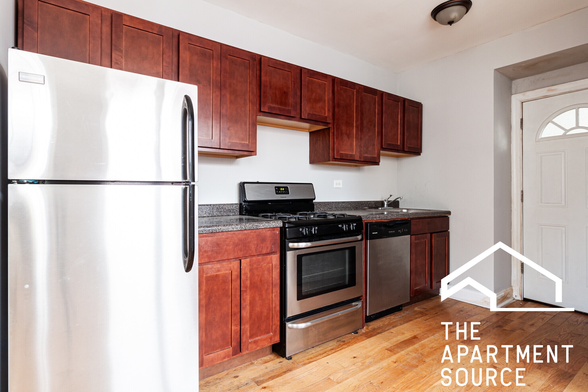 Building Photo - 3820 N Sheffield Ave