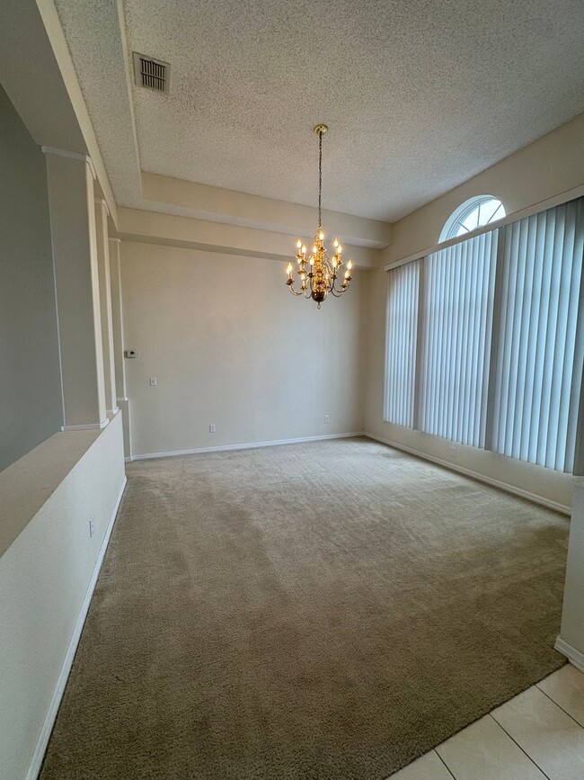 Building Photo - Waterview 3 BED / 2 BATH Home For Rent!