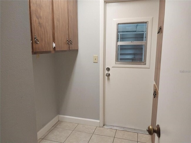Building Photo - 3962 Basswood Dr