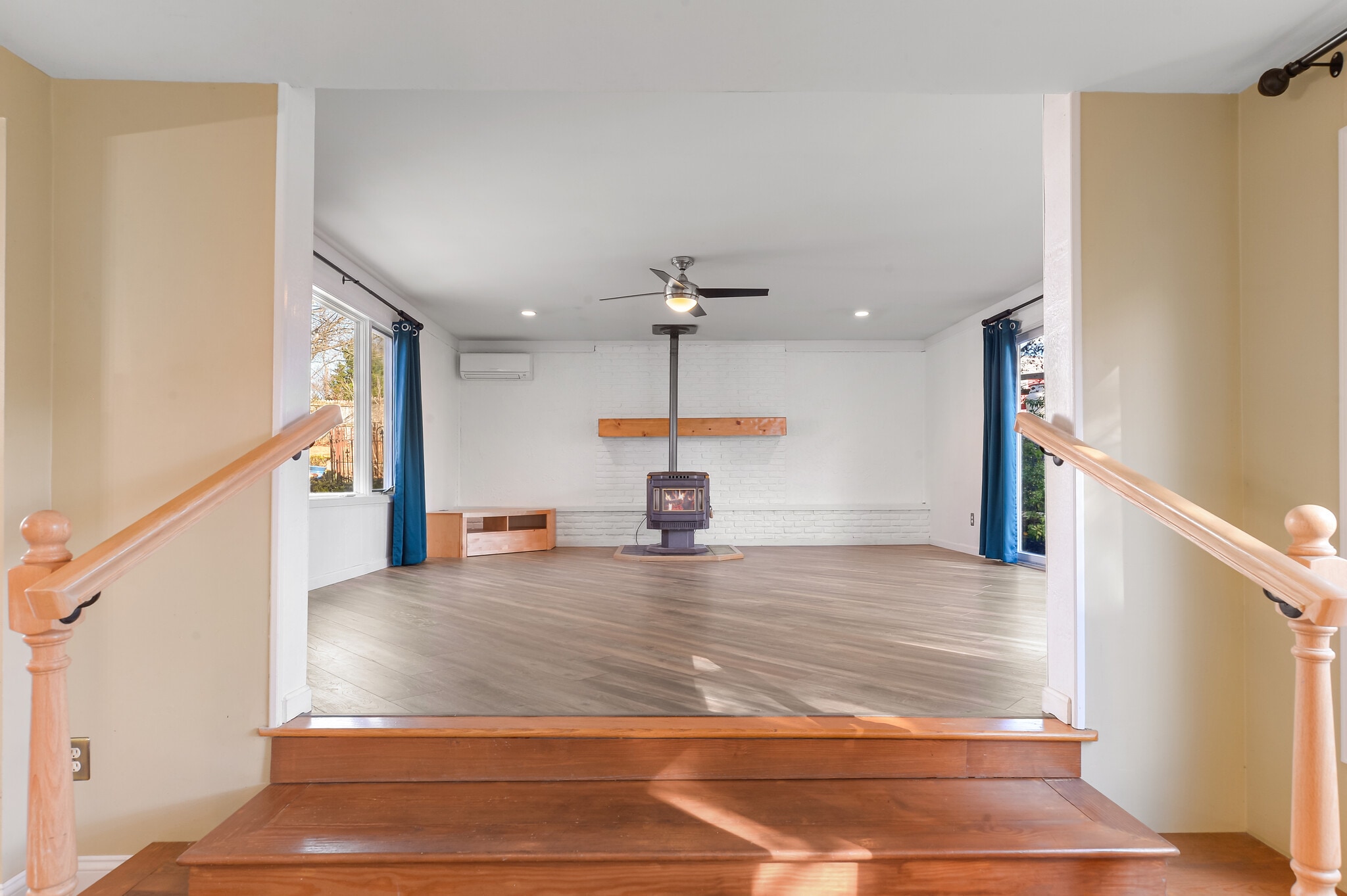 Building Photo - 2103 Laurel Brook Rd