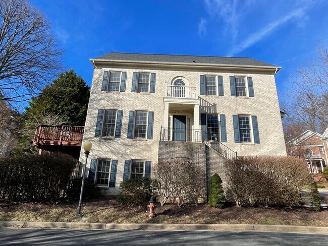 Building Photo - 1030 Grand Oak Way