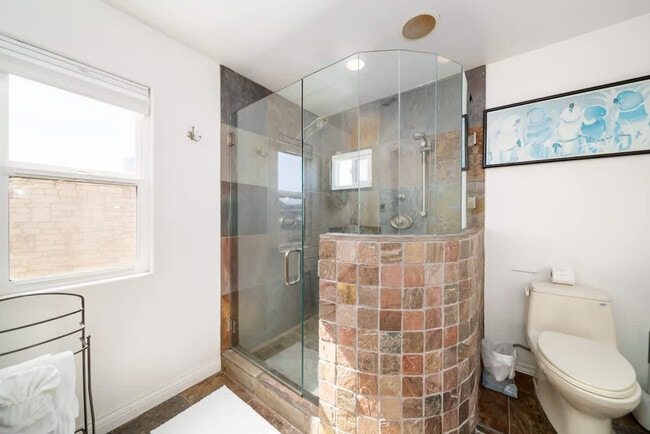 Building Photo - 3464 Carlsbad Blvd