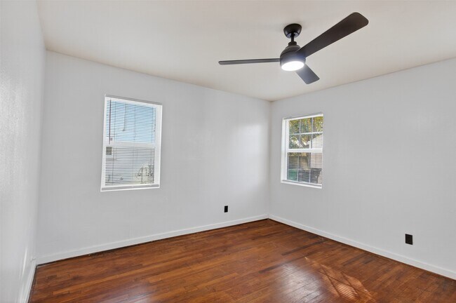 Building Photo - 3444 Blodgett St