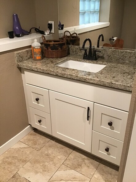 Bath counter (shower not shown) - 17405 Ashworth Ave N