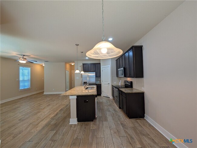 Building Photo - 712 Gristmill Dr