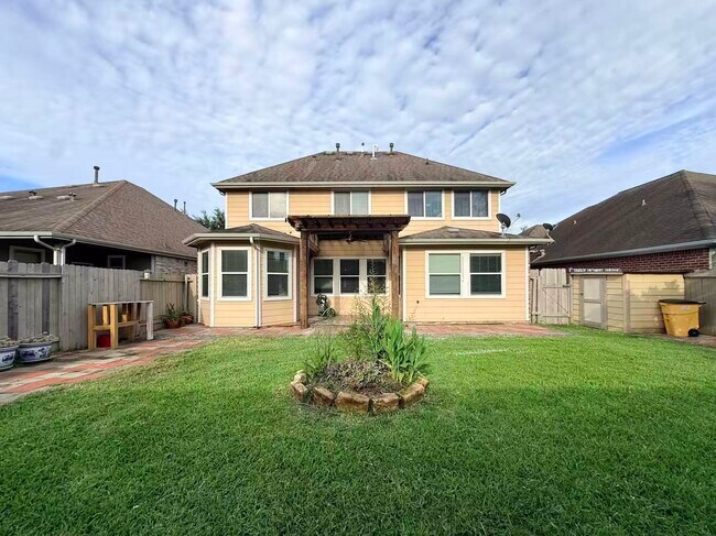 Building Photo - 2814 Ridgeglen Ln