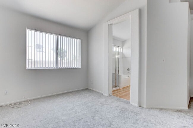 Building Photo - 4579 Canna Dr