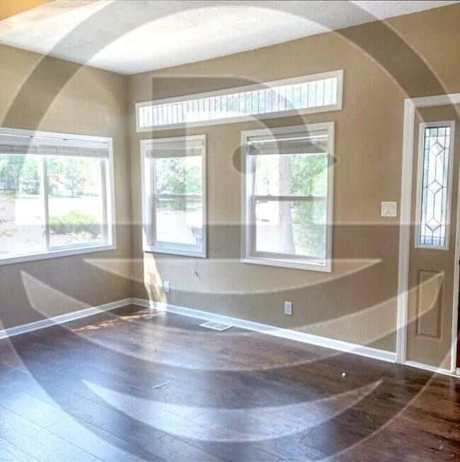 Building Photo - 1018 14th St