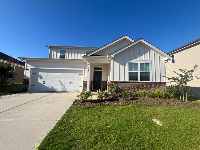 Building Photo - 621 High Hl Dr
