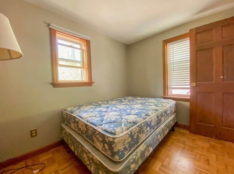 Building Photo - 136 Mt Hunger Shore Rd