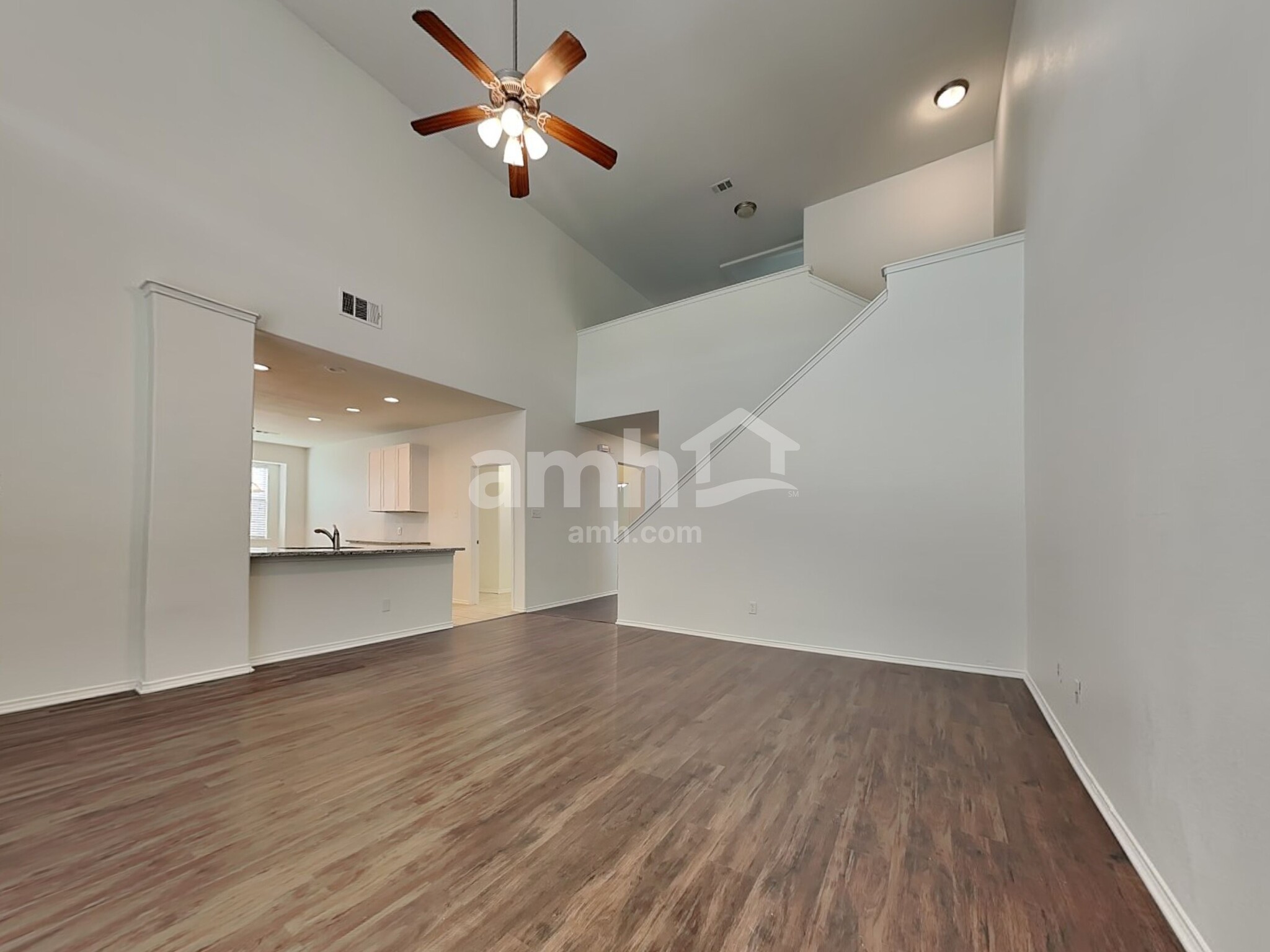 Building Photo - 429 Bell Dr