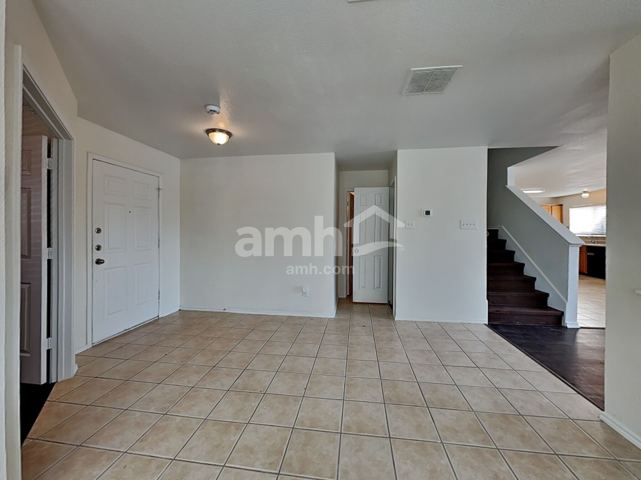 Building Photo - 2101 Hanakoa Falls Dr