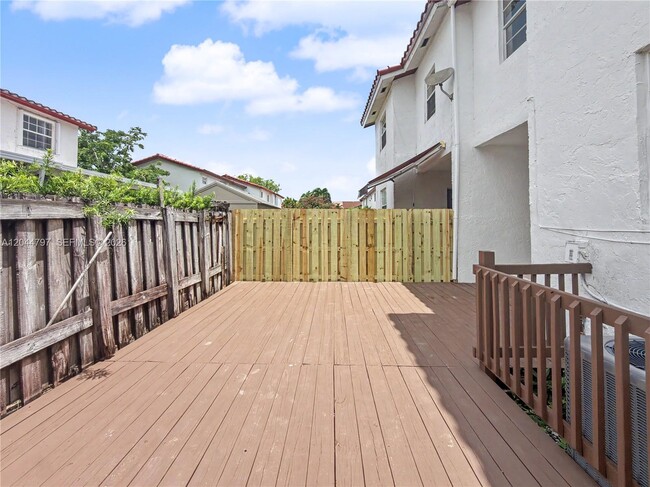 Building Photo - 20964 SW 84th Ave