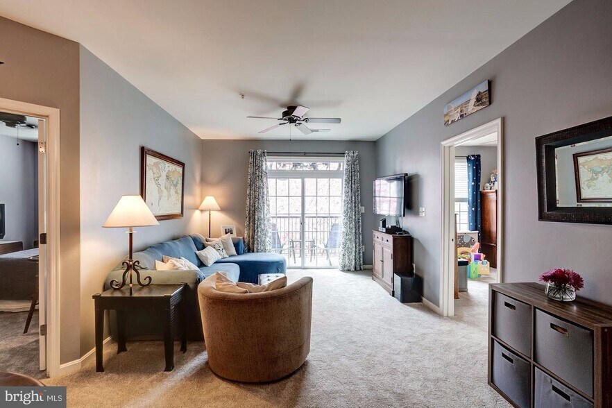 Building Photo - 21228 McFadden Sq