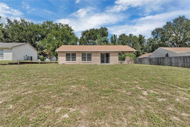 Building Photo - 10637 Crescendo Loop