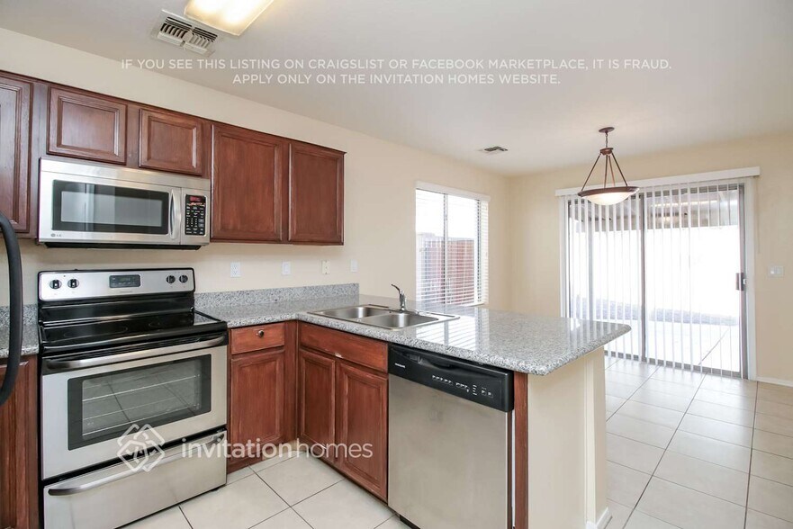 Building Photo - 9708 E Baltimore Cir