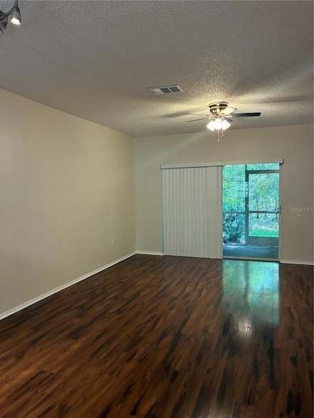 Building Photo - 8648 Hunters Key Cir