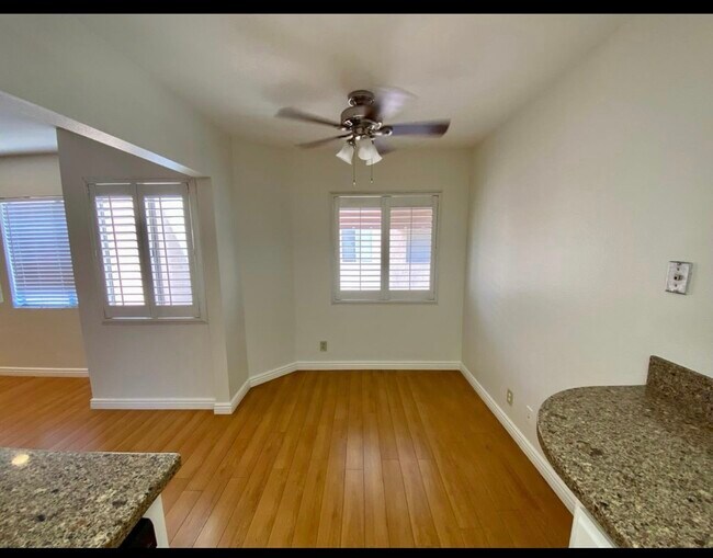 Building Photo - 8020 Langdon Ave