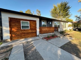 Building Photo - 2821 Quanah St