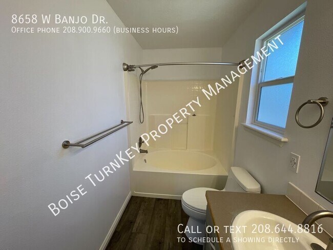 Building Photo - 8658 W Banjo Dr