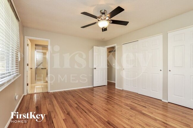 Building Photo - 13235 Delft Dr