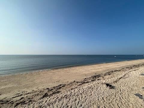 Building Photo - 2 Pleasantview Dr