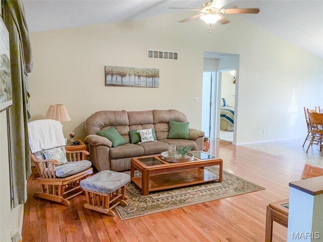 Building Photo - 1031 Buran Dr