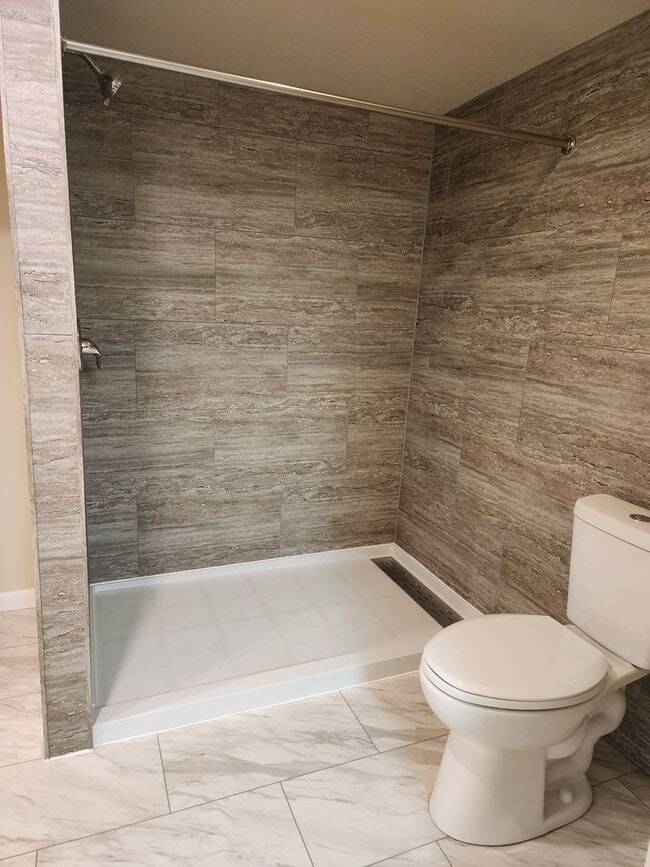 Building Photo - Beautifully Renovated Ranch-style Home!
