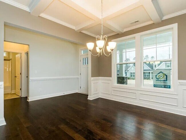 Building Photo - 544 Jones Blf Wy