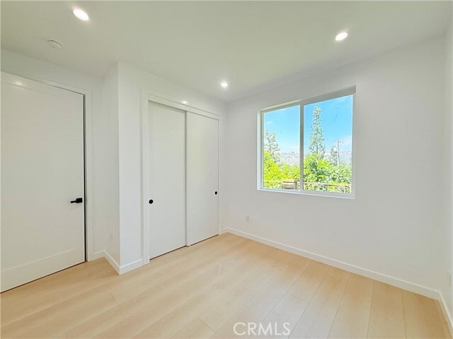 Building Photo - 15819 Del Prado Dr