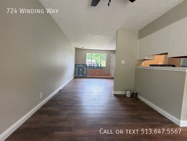 Building Photo - 724 Winding Way