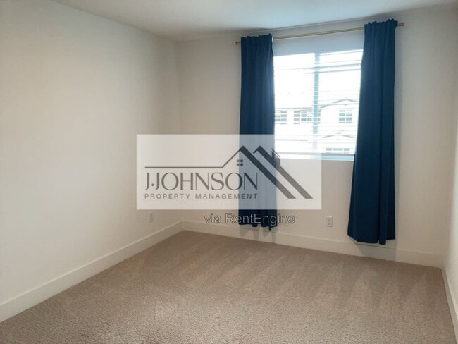 Building Photo - 16411 Bandon Ln