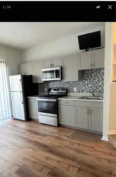 Building Photo - 627 N Waccamaw Dr