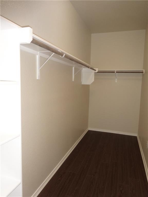 Building Photo - 100 Carlina Lp