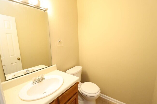 Building Photo - Best Value in Apex! Charming 3BR Half-Duplex Near Downtown