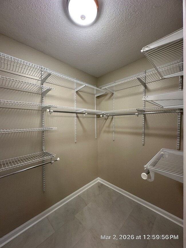 Building Photo - Germantown/ Gorgeous 5 Bedroom Home Newly Renovated