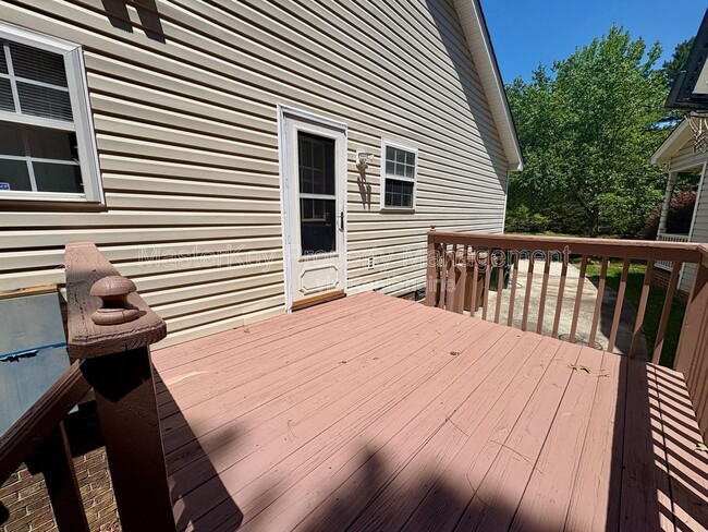 Building Photo - 317 Cross Hill Ln