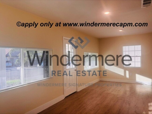 Building Photo - Beautifully Remodeled 3 Bedroom, 2 Bath Home on Large Lot Available NOW!